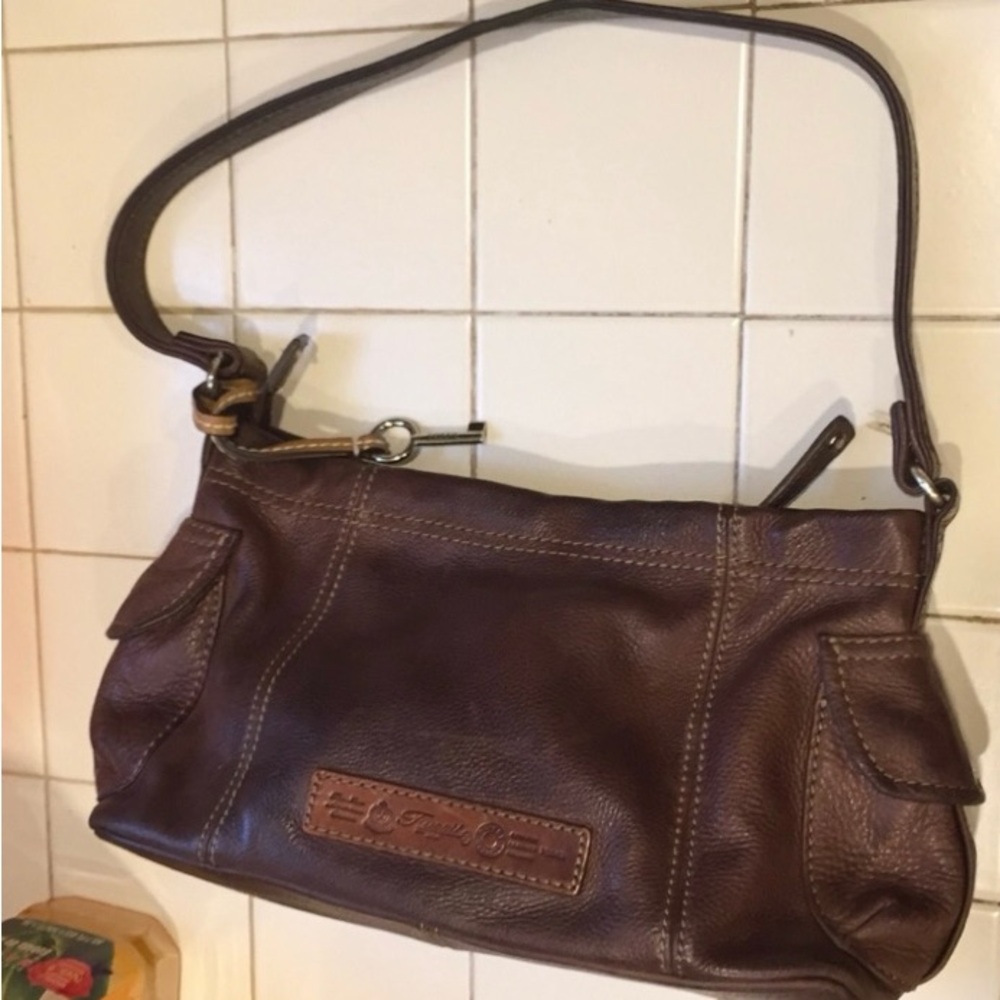12x6x3,5” Fossil purse leather